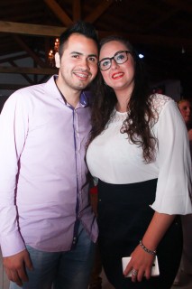 
<a style='margin-left: 5px;' class='btn btn-xs btn-social btn-facebook' href='https://www.facebook.com/sharer/sharer.php?u=https://www.galeramix.com.br/imagem/a37/800-800-90/conteudo/site_galerias/37/daniel-centro-eventos-petry-galera-mix-27-07-201746.jpg' rel='popup' data-width='500' data-height='400'><i class='fa fa-facebook'></i>Compartilhar <span class='hidden-xs'>no Facebook</span>
</a> 
<a class='btn btn-default btn-xs' target='_blank' href='imagem/a37/800-800-90/conteudo/site_galerias/37/daniel-centro-eventos-petry-galera-mix-27-07-201746.jpg'>
<span class='glyphicon glyphicon-cloud-download'></span> Salvar
</a>
