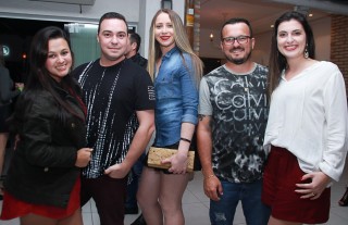 
<a style='margin-left: 5px;' class='btn btn-xs btn-social btn-facebook' href='https://www.facebook.com/sharer/sharer.php?u=https://www.galeramix.com.br/imagem/a37/800-800-90/conteudo/site_galerias/37/daniel-centro-eventos-petry-galera-mix-27-07-201751.jpg' rel='popup' data-width='500' data-height='400'><i class='fa fa-facebook'></i>Compartilhar <span class='hidden-xs'>no Facebook</span>
</a> 
<a class='btn btn-default btn-xs' target='_blank' href='imagem/a37/800-800-90/conteudo/site_galerias/37/daniel-centro-eventos-petry-galera-mix-27-07-201751.jpg'>
<span class='glyphicon glyphicon-cloud-download'></span> Salvar
</a>
