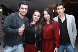 
<a style='margin-left: 5px;' class='btn btn-xs btn-social btn-facebook' href='https://www.facebook.com/sharer/sharer.php?u=https://www.galeramix.com.br/imagem/a37/800-800-90/conteudo/site_galerias/37/daniel-centro-eventos-petry-galera-mix-27-07-201754.jpg' rel='popup' data-width='500' data-height='400'><i class='fa fa-facebook'></i>Compartilhar <span class='hidden-xs'>no Facebook</span>
</a> 
<a class='btn btn-default btn-xs' target='_blank' href='imagem/a37/800-800-90/conteudo/site_galerias/37/daniel-centro-eventos-petry-galera-mix-27-07-201754.jpg'>
<span class='glyphicon glyphicon-cloud-download'></span> Salvar
</a>
