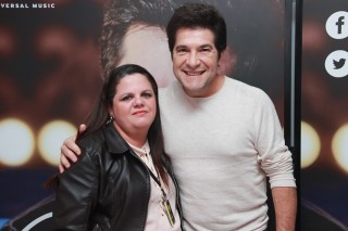 
<a style='margin-left: 5px;' class='btn btn-xs btn-social btn-facebook' href='https://www.facebook.com/sharer/sharer.php?u=https://www.galeramix.com.br/imagem/a37/800-800-90/conteudo/site_galerias/37/daniel-centro-eventos-petry-galera-mix-27-07-201767.jpg' rel='popup' data-width='500' data-height='400'><i class='fa fa-facebook'></i>Compartilhar <span class='hidden-xs'>no Facebook</span>
</a> 
<a class='btn btn-default btn-xs' target='_blank' href='imagem/a37/800-800-90/conteudo/site_galerias/37/daniel-centro-eventos-petry-galera-mix-27-07-201767.jpg'>
<span class='glyphicon glyphicon-cloud-download'></span> Salvar
</a>
