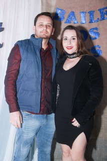 
<a style='margin-left: 5px;' class='btn btn-xs btn-social btn-facebook' href='https://www.facebook.com/sharer/sharer.php?u=https://www.galeramix.com.br/imagem/a38/800-800-90/conteudo/site_galerias/38/baile-dos-pais-46.jpg' rel='popup' data-width='500' data-height='400'><i class='fa fa-facebook'></i>Compartilhar <span class='hidden-xs'>no Facebook</span>
</a> 
<a class='btn btn-default btn-xs' target='_blank' href='imagem/a38/800-800-90/conteudo/site_galerias/38/baile-dos-pais-46.jpg'>
<span class='glyphicon glyphicon-cloud-download'></span> Salvar
</a>
