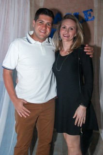 
<a style='margin-left: 5px;' class='btn btn-xs btn-social btn-facebook' href='https://www.facebook.com/sharer/sharer.php?u=https://www.galeramix.com.br/imagem/a38/800-800-90/conteudo/site_galerias/38/baile-dos-pais-47.jpg' rel='popup' data-width='500' data-height='400'><i class='fa fa-facebook'></i>Compartilhar <span class='hidden-xs'>no Facebook</span>
</a> 
<a class='btn btn-default btn-xs' target='_blank' href='imagem/a38/800-800-90/conteudo/site_galerias/38/baile-dos-pais-47.jpg'>
<span class='glyphicon glyphicon-cloud-download'></span> Salvar
</a>
