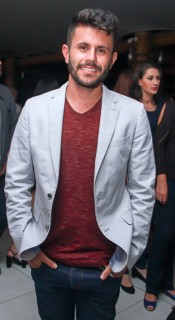 
<a style='margin-left: 5px;' class='btn btn-xs btn-social btn-facebook' href='https://www.facebook.com/sharer/sharer.php?u=https://www.galeramix.com.br/imagem/a39/800-800-90/conteudo/site_galerias/39/raca-negra-petry-galera-mix-3.jpg' rel='popup' data-width='500' data-height='400'><i class='fa fa-facebook'></i>Compartilhar <span class='hidden-xs'>no Facebook</span>
</a> 
<a class='btn btn-default btn-xs' target='_blank' href='imagem/a39/800-800-90/conteudo/site_galerias/39/raca-negra-petry-galera-mix-3.jpg'>
<span class='glyphicon glyphicon-cloud-download'></span> Salvar
</a>
