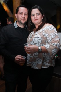 
<a style='margin-left: 5px;' class='btn btn-xs btn-social btn-facebook' href='https://www.facebook.com/sharer/sharer.php?u=https://www.galeramix.com.br/imagem/a39/800-800-90/conteudo/site_galerias/39/raca-negra-petry-galera-mix-35.jpg' rel='popup' data-width='500' data-height='400'><i class='fa fa-facebook'></i>Compartilhar <span class='hidden-xs'>no Facebook</span>
</a> 
<a class='btn btn-default btn-xs' target='_blank' href='imagem/a39/800-800-90/conteudo/site_galerias/39/raca-negra-petry-galera-mix-35.jpg'>
<span class='glyphicon glyphicon-cloud-download'></span> Salvar
</a>
