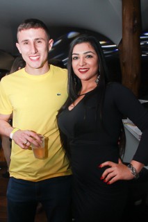 
<a style='margin-left: 5px;' class='btn btn-xs btn-social btn-facebook' href='https://www.facebook.com/sharer/sharer.php?u=https://www.galeramix.com.br/imagem/a39/800-800-90/conteudo/site_galerias/39/raca-negra-petry-galera-mix-72.jpg' rel='popup' data-width='500' data-height='400'><i class='fa fa-facebook'></i>Compartilhar <span class='hidden-xs'>no Facebook</span>
</a> 
<a class='btn btn-default btn-xs' target='_blank' href='imagem/a39/800-800-90/conteudo/site_galerias/39/raca-negra-petry-galera-mix-72.jpg'>
<span class='glyphicon glyphicon-cloud-download'></span> Salvar
</a>
