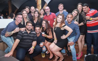 
<a style='margin-left: 5px;' class='btn btn-xs btn-social btn-facebook' href='https://www.facebook.com/sharer/sharer.php?u=https://www.galeramix.com.br/imagem/a39/800-800-90/conteudo/site_galerias/39/raca-negra-petry-galera-mix-73.jpg' rel='popup' data-width='500' data-height='400'><i class='fa fa-facebook'></i>Compartilhar <span class='hidden-xs'>no Facebook</span>
</a> 
<a class='btn btn-default btn-xs' target='_blank' href='imagem/a39/800-800-90/conteudo/site_galerias/39/raca-negra-petry-galera-mix-73.jpg'>
<span class='glyphicon glyphicon-cloud-download'></span> Salvar
</a>
