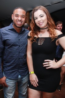 
<a style='margin-left: 5px;' class='btn btn-xs btn-social btn-facebook' href='https://www.facebook.com/sharer/sharer.php?u=https://www.galeramix.com.br/imagem/a39/800-800-90/conteudo/site_galerias/39/raca-negra-petry-galera-mix-74.jpg' rel='popup' data-width='500' data-height='400'><i class='fa fa-facebook'></i>Compartilhar <span class='hidden-xs'>no Facebook</span>
</a> 
<a class='btn btn-default btn-xs' target='_blank' href='imagem/a39/800-800-90/conteudo/site_galerias/39/raca-negra-petry-galera-mix-74.jpg'>
<span class='glyphicon glyphicon-cloud-download'></span> Salvar
</a>
