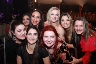 
<a style='margin-left: 5px;' class='btn btn-xs btn-social btn-facebook' href='https://www.facebook.com/sharer/sharer.php?u=https://www.galeramix.com.br/imagem/a39/800-800-90/conteudo/site_galerias/39/raca-negra-petry-galera-mix-89.jpg' rel='popup' data-width='500' data-height='400'><i class='fa fa-facebook'></i>Compartilhar <span class='hidden-xs'>no Facebook</span>
</a> 
<a class='btn btn-default btn-xs' target='_blank' href='imagem/a39/800-800-90/conteudo/site_galerias/39/raca-negra-petry-galera-mix-89.jpg'>
<span class='glyphicon glyphicon-cloud-download'></span> Salvar
</a>
