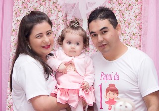 <a style='margin-left: 5px;' class='btn btn-xs btn-social btn-facebook' href='https://www.facebook.com/sharer/sharer.php?u=https://www.galeramix.com.br/imagem/a40/800-800-90/conteudo/site_galerias/40/ana-1-aninho-16.jpg' rel='popup' data-width='500' data-height='400'><i class='fa fa-facebook'></i>Compartilhar <span class='hidden-xs'>no Facebook</span></a> <a class='btn btn-default btn-xs' target='_blank' href='imagem/a40/800-800-90/conteudo/site_galerias/40/ana-1-aninho-16.jpg'><span class='glyphicon glyphicon-cloud-download'></span> Salvar</a>