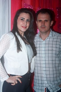 
        <a style='margin-left: 5px;' class='btn btn-xs btn-social btn-facebook' href='https://www.facebook.com/sharer/sharer.php?u=https://www.galeramix.com.br/imagem/a41/800-800-90/conteudo/site_galerias/41/baile-das-rosa-ctg-fogao-de-lenha-galera-mix-105.jpg' rel='popup' data-width='500' data-height='400'><i class='fa fa-facebook'></i>Compartilhar <span class='hidden-xs'>no Facebook</span>
    </a> 
    <a class='btn btn-default btn-xs' target='_blank' href='imagem/a41/800-800-90/conteudo/site_galerias/41/baile-das-rosa-ctg-fogao-de-lenha-galera-mix-105.jpg'>
        <span class='glyphicon glyphicon-cloud-download'></span> Salvar
    </a>
    