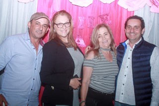 
<a style='margin-left: 5px;' class='btn btn-xs btn-social btn-facebook' href='https://www.facebook.com/sharer/sharer.php?u=https://www.galeramix.com.br/imagem/a41/800-800-90/conteudo/site_galerias/41/baile-das-rosa-ctg-fogao-de-lenha-galera-mix-2.jpg' rel='popup' data-width='500' data-height='400'><i class='fa fa-facebook'></i>Compartilhar <span class='hidden-xs'>no Facebook</span>
</a> 
<a class='btn btn-default btn-xs' target='_blank' href='imagem/a41/800-800-90/conteudo/site_galerias/41/baile-das-rosa-ctg-fogao-de-lenha-galera-mix-2.jpg'>
<span class='glyphicon glyphicon-cloud-download'></span> Salvar
</a>
