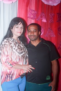 
<a style='margin-left: 5px;' class='btn btn-xs btn-social btn-facebook' href='https://www.facebook.com/sharer/sharer.php?u=https://www.galeramix.com.br/imagem/a41/800-800-90/conteudo/site_galerias/41/baile-das-rosa-ctg-fogao-de-lenha-galera-mix-23.jpg' rel='popup' data-width='500' data-height='400'><i class='fa fa-facebook'></i>Compartilhar <span class='hidden-xs'>no Facebook</span>
</a> 
<a class='btn btn-default btn-xs' target='_blank' href='imagem/a41/800-800-90/conteudo/site_galerias/41/baile-das-rosa-ctg-fogao-de-lenha-galera-mix-23.jpg'>
<span class='glyphicon glyphicon-cloud-download'></span> Salvar
</a>
