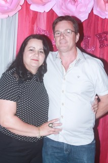 
<a style='margin-left: 5px;' class='btn btn-xs btn-social btn-facebook' href='https://www.facebook.com/sharer/sharer.php?u=https://www.galeramix.com.br/imagem/a41/800-800-90/conteudo/site_galerias/41/baile-das-rosa-ctg-fogao-de-lenha-galera-mix-46.jpg' rel='popup' data-width='500' data-height='400'><i class='fa fa-facebook'></i>Compartilhar <span class='hidden-xs'>no Facebook</span>
</a> 
<a class='btn btn-default btn-xs' target='_blank' href='imagem/a41/800-800-90/conteudo/site_galerias/41/baile-das-rosa-ctg-fogao-de-lenha-galera-mix-46.jpg'>
<span class='glyphicon glyphicon-cloud-download'></span> Salvar
</a>
