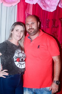 
<a style='margin-left: 5px;' class='btn btn-xs btn-social btn-facebook' href='https://www.facebook.com/sharer/sharer.php?u=https://www.galeramix.com.br/imagem/a41/800-800-90/conteudo/site_galerias/41/baile-das-rosa-ctg-fogao-de-lenha-galera-mix-50.jpg' rel='popup' data-width='500' data-height='400'><i class='fa fa-facebook'></i>Compartilhar <span class='hidden-xs'>no Facebook</span>
</a> 
<a class='btn btn-default btn-xs' target='_blank' href='imagem/a41/800-800-90/conteudo/site_galerias/41/baile-das-rosa-ctg-fogao-de-lenha-galera-mix-50.jpg'>
<span class='glyphicon glyphicon-cloud-download'></span> Salvar
</a>
