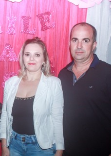 
<a style='margin-left: 5px;' class='btn btn-xs btn-social btn-facebook' href='https://www.facebook.com/sharer/sharer.php?u=https://www.galeramix.com.br/imagem/a41/800-800-90/conteudo/site_galerias/41/baile-das-rosa-ctg-fogao-de-lenha-galera-mix-7.jpg' rel='popup' data-width='500' data-height='400'><i class='fa fa-facebook'></i>Compartilhar <span class='hidden-xs'>no Facebook</span>
</a> 
<a class='btn btn-default btn-xs' target='_blank' href='imagem/a41/800-800-90/conteudo/site_galerias/41/baile-das-rosa-ctg-fogao-de-lenha-galera-mix-7.jpg'>
<span class='glyphicon glyphicon-cloud-download'></span> Salvar
</a>
