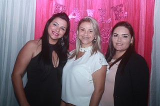 
<a style='margin-left: 5px;' class='btn btn-xs btn-social btn-facebook' href='https://www.facebook.com/sharer/sharer.php?u=https://www.galeramix.com.br/imagem/a41/800-800-90/conteudo/site_galerias/41/baile-das-rosa-ctg-fogao-de-lenha-galera-mix-79.jpg' rel='popup' data-width='500' data-height='400'><i class='fa fa-facebook'></i>Compartilhar <span class='hidden-xs'>no Facebook</span>
</a> 
<a class='btn btn-default btn-xs' target='_blank' href='imagem/a41/800-800-90/conteudo/site_galerias/41/baile-das-rosa-ctg-fogao-de-lenha-galera-mix-79.jpg'>
<span class='glyphicon glyphicon-cloud-download'></span> Salvar
</a>
