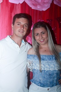 
<a style='margin-left: 5px;' class='btn btn-xs btn-social btn-facebook' href='https://www.facebook.com/sharer/sharer.php?u=https://www.galeramix.com.br/imagem/a41/800-800-90/conteudo/site_galerias/41/baile-das-rosa-ctg-fogao-de-lenha-galera-mix-9.jpg' rel='popup' data-width='500' data-height='400'><i class='fa fa-facebook'></i>Compartilhar <span class='hidden-xs'>no Facebook</span>
</a> 
<a class='btn btn-default btn-xs' target='_blank' href='imagem/a41/800-800-90/conteudo/site_galerias/41/baile-das-rosa-ctg-fogao-de-lenha-galera-mix-9.jpg'>
<span class='glyphicon glyphicon-cloud-download'></span> Salvar
</a>
