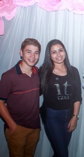 
<a style='margin-left: 5px;' class='btn btn-xs btn-social btn-facebook' href='https://www.facebook.com/sharer/sharer.php?u=https://www.galeramix.com.br/imagem/a41/800-800-90/conteudo/site_galerias/41/baile-das-rosa-ctg-fogao-de-lenha-galera-mix-93.jpg' rel='popup' data-width='500' data-height='400'><i class='fa fa-facebook'></i>Compartilhar <span class='hidden-xs'>no Facebook</span>
</a> 
<a class='btn btn-default btn-xs' target='_blank' href='imagem/a41/800-800-90/conteudo/site_galerias/41/baile-das-rosa-ctg-fogao-de-lenha-galera-mix-93.jpg'>
<span class='glyphicon glyphicon-cloud-download'></span> Salvar
</a>
