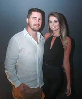 
<a style='margin-left: 5px;' class='btn btn-xs btn-social btn-facebook' href='https://www.facebook.com/sharer/sharer.php?u=https://www.galeramix.com.br/imagem/a45/800-800-90/conteudo/site_galerias/45/live-eventos-galera-mix-18.jpg' rel='popup' data-width='500' data-height='400'><i class='fa fa-facebook'></i>Compartilhar <span class='hidden-xs'>no Facebook</span>
</a> 
<a class='btn btn-default btn-xs' target='_blank' href='imagem/a45/800-800-90/conteudo/site_galerias/45/live-eventos-galera-mix-18.jpg'>
<span class='glyphicon glyphicon-cloud-download'></span> Salvar
</a>
