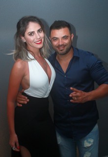 
<a style='margin-left: 5px;' class='btn btn-xs btn-social btn-facebook' href='https://www.facebook.com/sharer/sharer.php?u=https://www.galeramix.com.br/imagem/a45/800-800-90/conteudo/site_galerias/45/live-eventos-galera-mix-24.jpg' rel='popup' data-width='500' data-height='400'><i class='fa fa-facebook'></i>Compartilhar <span class='hidden-xs'>no Facebook</span>
</a> 
<a class='btn btn-default btn-xs' target='_blank' href='imagem/a45/800-800-90/conteudo/site_galerias/45/live-eventos-galera-mix-24.jpg'>
<span class='glyphicon glyphicon-cloud-download'></span> Salvar
</a>
