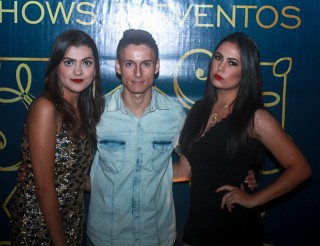 
<a style='margin-left: 5px;' class='btn btn-xs btn-social btn-facebook' href='https://www.facebook.com/sharer/sharer.php?u=https://www.galeramix.com.br/imagem/a45/800-800-90/conteudo/site_galerias/45/live-eventos-galera-mix-34.jpg' rel='popup' data-width='500' data-height='400'><i class='fa fa-facebook'></i>Compartilhar <span class='hidden-xs'>no Facebook</span>
</a> 
<a class='btn btn-default btn-xs' target='_blank' href='imagem/a45/800-800-90/conteudo/site_galerias/45/live-eventos-galera-mix-34.jpg'>
<span class='glyphicon glyphicon-cloud-download'></span> Salvar
</a>
