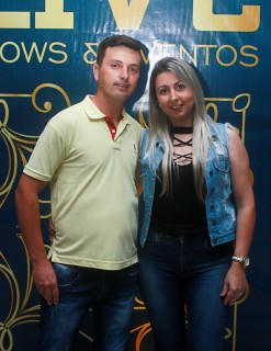 
<a style='margin-left: 5px;' class='btn btn-xs btn-social btn-facebook' href='https://www.facebook.com/sharer/sharer.php?u=https://www.galeramix.com.br/imagem/a45/800-800-90/conteudo/site_galerias/45/live-eventos-galera-mix-49.jpg' rel='popup' data-width='500' data-height='400'><i class='fa fa-facebook'></i>Compartilhar <span class='hidden-xs'>no Facebook</span>
</a> 
<a class='btn btn-default btn-xs' target='_blank' href='imagem/a45/800-800-90/conteudo/site_galerias/45/live-eventos-galera-mix-49.jpg'>
<span class='glyphicon glyphicon-cloud-download'></span> Salvar
</a>
