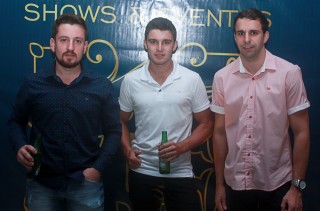 
<a style='margin-left: 5px;' class='btn btn-xs btn-social btn-facebook' href='https://www.facebook.com/sharer/sharer.php?u=https://www.galeramix.com.br/imagem/a45/800-800-90/conteudo/site_galerias/45/live-eventos-galera-mix-67.jpg' rel='popup' data-width='500' data-height='400'><i class='fa fa-facebook'></i>Compartilhar <span class='hidden-xs'>no Facebook</span>
</a> 
<a class='btn btn-default btn-xs' target='_blank' href='imagem/a45/800-800-90/conteudo/site_galerias/45/live-eventos-galera-mix-67.jpg'>
<span class='glyphicon glyphicon-cloud-download'></span> Salvar
</a>
