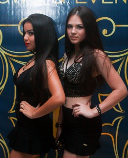 
<a style='margin-left: 5px;' class='btn btn-xs btn-social btn-facebook' href='https://www.facebook.com/sharer/sharer.php?u=https://www.galeramix.com.br/imagem/a45/800-800-90/conteudo/site_galerias/45/live-eventos-galera-mix-69.jpg' rel='popup' data-width='500' data-height='400'><i class='fa fa-facebook'></i>Compartilhar <span class='hidden-xs'>no Facebook</span>
</a> 
<a class='btn btn-default btn-xs' target='_blank' href='imagem/a45/800-800-90/conteudo/site_galerias/45/live-eventos-galera-mix-69.jpg'>
<span class='glyphicon glyphicon-cloud-download'></span> Salvar
</a>
