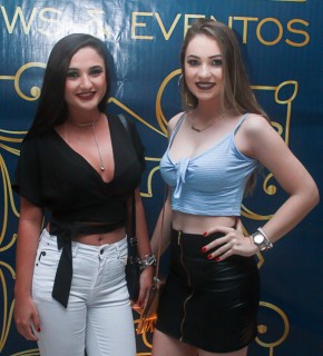 
<a style='margin-left: 5px;' class='btn btn-xs btn-social btn-facebook' href='https://www.facebook.com/sharer/sharer.php?u=https://www.galeramix.com.br/imagem/a45/800-800-90/conteudo/site_galerias/45/live-eventos-galera-mix-74.jpg' rel='popup' data-width='500' data-height='400'><i class='fa fa-facebook'></i>Compartilhar <span class='hidden-xs'>no Facebook</span>
</a> 
<a class='btn btn-default btn-xs' target='_blank' href='imagem/a45/800-800-90/conteudo/site_galerias/45/live-eventos-galera-mix-74.jpg'>
<span class='glyphicon glyphicon-cloud-download'></span> Salvar
</a>
