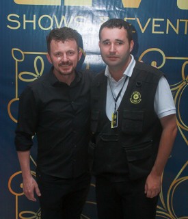 
<a style='margin-left: 5px;' class='btn btn-xs btn-social btn-facebook' href='https://www.facebook.com/sharer/sharer.php?u=https://www.galeramix.com.br/imagem/a45/800-800-90/conteudo/site_galerias/45/live-eventos-galera-mix-89.jpg' rel='popup' data-width='500' data-height='400'><i class='fa fa-facebook'></i>Compartilhar <span class='hidden-xs'>no Facebook</span>
</a> 
<a class='btn btn-default btn-xs' target='_blank' href='imagem/a45/800-800-90/conteudo/site_galerias/45/live-eventos-galera-mix-89.jpg'>
<span class='glyphicon glyphicon-cloud-download'></span> Salvar
</a>
