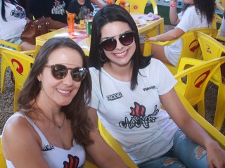 
<a style='margin-left: 5px;' class='btn btn-xs btn-social btn-facebook' href='https://www.facebook.com/sharer/sharer.php?u=https://www.galeramix.com.br/imagem/a46/800-800-90/conteudo/site_galerias/46/churrascada-afajti-tijucas-galera-mix-29.jpg' rel='popup' data-width='500' data-height='400'><i class='fa fa-facebook'></i>Compartilhar <span class='hidden-xs'>no Facebook</span>
</a> 
<a class='btn btn-default btn-xs' target='_blank' href='imagem/a46/800-800-90/conteudo/site_galerias/46/churrascada-afajti-tijucas-galera-mix-29.jpg'>
<span class='glyphicon glyphicon-cloud-download'></span> Salvar
</a>
