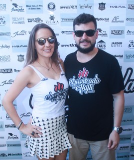 
<a style='margin-left: 5px;' class='btn btn-xs btn-social btn-facebook' href='https://www.facebook.com/sharer/sharer.php?u=https://www.galeramix.com.br/imagem/a46/800-800-90/conteudo/site_galerias/46/churrascada-afajti-tijucas-galera-mix-43.jpg' rel='popup' data-width='500' data-height='400'><i class='fa fa-facebook'></i>Compartilhar <span class='hidden-xs'>no Facebook</span>
</a> 
<a class='btn btn-default btn-xs' target='_blank' href='imagem/a46/800-800-90/conteudo/site_galerias/46/churrascada-afajti-tijucas-galera-mix-43.jpg'>
<span class='glyphicon glyphicon-cloud-download'></span> Salvar
</a>
