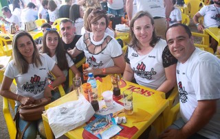 
<a style='margin-left: 5px;' class='btn btn-xs btn-social btn-facebook' href='https://www.facebook.com/sharer/sharer.php?u=https://www.galeramix.com.br/imagem/a46/800-800-90/conteudo/site_galerias/46/churrascada-afajti-tijucas-galera-mix-67.jpg' rel='popup' data-width='500' data-height='400'><i class='fa fa-facebook'></i>Compartilhar <span class='hidden-xs'>no Facebook</span>
</a> 
<a class='btn btn-default btn-xs' target='_blank' href='imagem/a46/800-800-90/conteudo/site_galerias/46/churrascada-afajti-tijucas-galera-mix-67.jpg'>
<span class='glyphicon glyphicon-cloud-download'></span> Salvar
</a>
