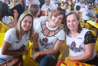 
<a style='margin-left: 5px;' class='btn btn-xs btn-social btn-facebook' href='https://www.facebook.com/sharer/sharer.php?u=https://www.galeramix.com.br/imagem/a46/800-800-90/conteudo/site_galerias/46/churrascada-afajti-tijucas-galera-mix-68.jpg' rel='popup' data-width='500' data-height='400'><i class='fa fa-facebook'></i>Compartilhar <span class='hidden-xs'>no Facebook</span>
</a> 
<a class='btn btn-default btn-xs' target='_blank' href='imagem/a46/800-800-90/conteudo/site_galerias/46/churrascada-afajti-tijucas-galera-mix-68.jpg'>
<span class='glyphicon glyphicon-cloud-download'></span> Salvar
</a>
