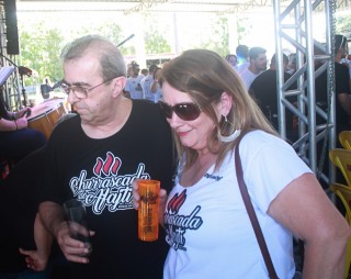 
<a style='margin-left: 5px;' class='btn btn-xs btn-social btn-facebook' href='https://www.facebook.com/sharer/sharer.php?u=https://www.galeramix.com.br/imagem/a46/800-800-90/conteudo/site_galerias/46/churrascada-afajti-tijucas-galera-mix-88.jpg' rel='popup' data-width='500' data-height='400'><i class='fa fa-facebook'></i>Compartilhar <span class='hidden-xs'>no Facebook</span>
</a> 
<a class='btn btn-default btn-xs' target='_blank' href='imagem/a46/800-800-90/conteudo/site_galerias/46/churrascada-afajti-tijucas-galera-mix-88.jpg'>
<span class='glyphicon glyphicon-cloud-download'></span> Salvar
</a>
