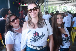 
<a style='margin-left: 5px;' class='btn btn-xs btn-social btn-facebook' href='https://www.facebook.com/sharer/sharer.php?u=https://www.galeramix.com.br/imagem/a46/800-800-90/conteudo/site_galerias/46/churrascada-afajti-tijucas-galera-mix-90.jpg' rel='popup' data-width='500' data-height='400'><i class='fa fa-facebook'></i>Compartilhar <span class='hidden-xs'>no Facebook</span>
</a> 
<a class='btn btn-default btn-xs' target='_blank' href='imagem/a46/800-800-90/conteudo/site_galerias/46/churrascada-afajti-tijucas-galera-mix-90.jpg'>
<span class='glyphicon glyphicon-cloud-download'></span> Salvar
</a>
