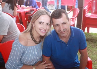 
<a style='margin-left: 5px;' class='btn btn-xs btn-social btn-facebook' href='https://www.facebook.com/sharer/sharer.php?u=https://www.galeramix.com.br/imagem/a47/800-800-90/conteudo/site_galerias/47/feijoada-consciencia-negra-casarao-gallotti-tijucas-70.jpg' rel='popup' data-width='500' data-height='400'><i class='fa fa-facebook'></i>Compartilhar <span class='hidden-xs'>no Facebook</span>
</a> 
<a class='btn btn-default btn-xs' target='_blank' href='imagem/a47/800-800-90/conteudo/site_galerias/47/feijoada-consciencia-negra-casarao-gallotti-tijucas-70.jpg'>
<span class='glyphicon glyphicon-cloud-download'></span> Salvar
</a>
