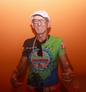 
<a style='margin-left: 5px;' class='btn btn-xs btn-social btn-facebook' href='https://www.facebook.com/sharer/sharer.php?u=https://www.galeramix.com.br/imagem/a48/800-800-90/conteudo/site_galerias/48/1-costelaco-da-amizade-pista-do-binho-canelinha-18.jpg' rel='popup' data-width='500' data-height='400'><i class='fa fa-facebook'></i>Compartilhar <span class='hidden-xs'>no Facebook</span>
</a> 
<a class='btn btn-default btn-xs' target='_blank' href='imagem/a48/800-800-90/conteudo/site_galerias/48/1-costelaco-da-amizade-pista-do-binho-canelinha-18.jpg'>
<span class='glyphicon glyphicon-cloud-download'></span> Salvar
</a>
