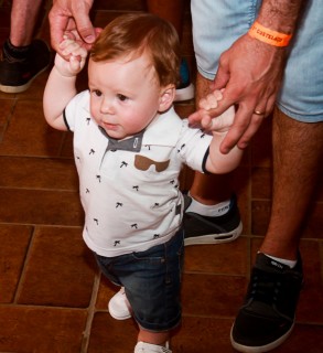 
<a style='margin-left: 5px;' class='btn btn-xs btn-social btn-facebook' href='https://www.facebook.com/sharer/sharer.php?u=https://www.galeramix.com.br/imagem/a48/800-800-90/conteudo/site_galerias/48/1-costelaco-da-amizade-pista-do-binho-canelinha-20.jpg' rel='popup' data-width='500' data-height='400'><i class='fa fa-facebook'></i>Compartilhar <span class='hidden-xs'>no Facebook</span>
</a> 
<a class='btn btn-default btn-xs' target='_blank' href='imagem/a48/800-800-90/conteudo/site_galerias/48/1-costelaco-da-amizade-pista-do-binho-canelinha-20.jpg'>
<span class='glyphicon glyphicon-cloud-download'></span> Salvar
</a>
