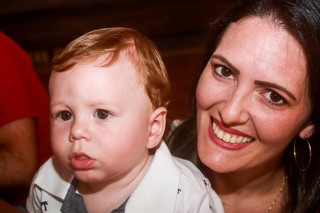 
<a style='margin-left: 5px;' class='btn btn-xs btn-social btn-facebook' href='https://www.facebook.com/sharer/sharer.php?u=https://www.galeramix.com.br/imagem/a48/800-800-90/conteudo/site_galerias/48/1-costelaco-da-amizade-pista-do-binho-canelinha-69.jpg' rel='popup' data-width='500' data-height='400'><i class='fa fa-facebook'></i>Compartilhar <span class='hidden-xs'>no Facebook</span>
</a> 
<a class='btn btn-default btn-xs' target='_blank' href='imagem/a48/800-800-90/conteudo/site_galerias/48/1-costelaco-da-amizade-pista-do-binho-canelinha-69.jpg'>
<span class='glyphicon glyphicon-cloud-download'></span> Salvar
</a>
