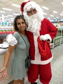 
                            <a style='margin-left: 5px;' class='btn btn-xs btn-social btn-facebook' href='https://www.facebook.com/sharer/sharer.php?u=https://www.galeramix.com.br/imagem/a49/800-800-90/conteudo/site_galerias/49/2018-papai-noel-galera-mix-loja-do-gorial-natal-tijucas-11.jpg' rel='popup' data-width='500' data-height='400'><i class='fa fa-facebook'></i>Compartilhar <span class='hidden-xs'>no Facebook</span>
                        </a> 
                        <a class='btn btn-default btn-xs' target='_blank' href='imagem/a49/800-800-90/conteudo/site_galerias/49/2018-papai-noel-galera-mix-loja-do-gorial-natal-tijucas-11.jpg'>
                            <span class='glyphicon glyphicon-cloud-download'></span> Salvar
                        </a>
                        