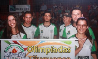 
    <a style='margin-left: 5px;' class='btn btn-xs btn-social btn-facebook' href='https://www.facebook.com/sharer/sharer.php?u=https://www.galeramix.com.br/imagem/a52/800-800-90/conteudo/site_galerias/52/xv-olimpiadas-tijuquense-17.jpg' rel='popup' data-width='500' data-height='400'><i class='fa fa-facebook'></i>Compartilhar <span class='hidden-xs'>no Facebook</span>
</a> 
<a class='btn btn-default btn-xs' target='_blank' href='imagem/a52/800-800-90/conteudo/site_galerias/52/xv-olimpiadas-tijuquense-17.jpg'>
    <span class='glyphicon glyphicon-cloud-download'></span> Salvar
</a>
