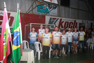 
<a style='margin-left: 5px;' class='btn btn-xs btn-social btn-facebook' href='https://www.facebook.com/sharer/sharer.php?u=https://www.galeramix.com.br/imagem/a52/800-800-90/conteudo/site_galerias/52/xv-olimpiadas-tijuquense-6.jpg' rel='popup' data-width='500' data-height='400'><i class='fa fa-facebook'></i>Compartilhar <span class='hidden-xs'>no Facebook</span>
</a> 
<a class='btn btn-default btn-xs' target='_blank' href='imagem/a52/800-800-90/conteudo/site_galerias/52/xv-olimpiadas-tijuquense-6.jpg'>
<span class='glyphicon glyphicon-cloud-download'></span> Salvar
</a>
