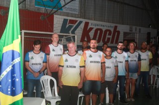 
<a style='margin-left: 5px;' class='btn btn-xs btn-social btn-facebook' href='https://www.facebook.com/sharer/sharer.php?u=https://www.galeramix.com.br/imagem/a52/800-800-90/conteudo/site_galerias/52/xv-olimpiadas-tijuquense-7.jpg' rel='popup' data-width='500' data-height='400'><i class='fa fa-facebook'></i>Compartilhar <span class='hidden-xs'>no Facebook</span>
</a> 
<a class='btn btn-default btn-xs' target='_blank' href='imagem/a52/800-800-90/conteudo/site_galerias/52/xv-olimpiadas-tijuquense-7.jpg'>
<span class='glyphicon glyphicon-cloud-download'></span> Salvar
</a>
