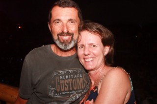 
<a style='margin-left: 5px;' class='btn btn-xs btn-social btn-facebook' href='https://www.facebook.com/sharer/sharer.php?u=https://www.galeramix.com.br/imagem/a53/800-800-90/conteudo/site_galerias/53/petry-41.jpg' rel='popup' data-width='500' data-height='400'><i class='fa fa-facebook'></i>Compartilhar <span class='hidden-xs'>no Facebook</span>
</a> 
<a class='btn btn-default btn-xs' target='_blank' href='imagem/a53/800-800-90/conteudo/site_galerias/53/petry-41.jpg'>
<span class='glyphicon glyphicon-cloud-download'></span> Salvar
</a>
