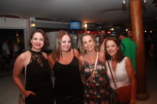 
<a style='margin-left: 5px;' class='btn btn-xs btn-social btn-facebook' href='https://www.facebook.com/sharer/sharer.php?u=https://www.galeramix.com.br/imagem/a55/800-800-90/conteudo/site_galerias/55/img8399.jpg' rel='popup' data-width='500' data-height='400'><i class='fa fa-facebook'></i>Compartilhar <span class='hidden-xs'>no Facebook</span>
</a> 
<a class='btn btn-default btn-xs' target='_blank' href='imagem/a55/800-800-90/conteudo/site_galerias/55/img8399.jpg'>
<span class='glyphicon glyphicon-cloud-download'></span> Salvar
</a>
