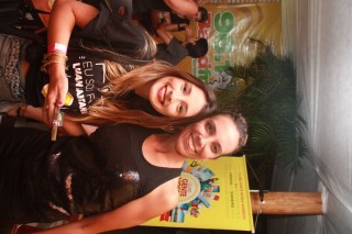 
<a style='margin-left: 5px;' class='btn btn-xs btn-social btn-facebook' href='https://www.facebook.com/sharer/sharer.php?u=https://www.galeramix.com.br/imagem/a55/800-800-90/conteudo/site_galerias/55/img8415.jpg' rel='popup' data-width='500' data-height='400'><i class='fa fa-facebook'></i>Compartilhar <span class='hidden-xs'>no Facebook</span>
</a> 
<a class='btn btn-default btn-xs' target='_blank' href='imagem/a55/800-800-90/conteudo/site_galerias/55/img8415.jpg'>
<span class='glyphicon glyphicon-cloud-download'></span> Salvar
</a>
