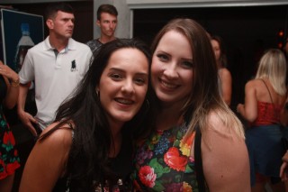 
<a style='margin-left: 5px;' class='btn btn-xs btn-social btn-facebook' href='https://www.facebook.com/sharer/sharer.php?u=https://www.galeramix.com.br/imagem/a55/800-800-90/conteudo/site_galerias/55/img8429.jpg' rel='popup' data-width='500' data-height='400'><i class='fa fa-facebook'></i>Compartilhar <span class='hidden-xs'>no Facebook</span>
</a> 
<a class='btn btn-default btn-xs' target='_blank' href='imagem/a55/800-800-90/conteudo/site_galerias/55/img8429.jpg'>
<span class='glyphicon glyphicon-cloud-download'></span> Salvar
</a>
