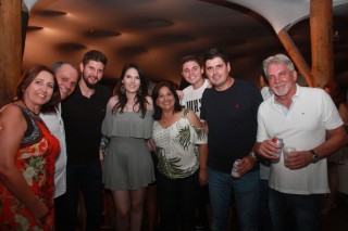 
<a style='margin-left: 5px;' class='btn btn-xs btn-social btn-facebook' href='https://www.facebook.com/sharer/sharer.php?u=https://www.galeramix.com.br/imagem/a55/800-800-90/conteudo/site_galerias/55/img8451.jpg' rel='popup' data-width='500' data-height='400'><i class='fa fa-facebook'></i>Compartilhar <span class='hidden-xs'>no Facebook</span>
</a> 
<a class='btn btn-default btn-xs' target='_blank' href='imagem/a55/800-800-90/conteudo/site_galerias/55/img8451.jpg'>
<span class='glyphicon glyphicon-cloud-download'></span> Salvar
</a>
