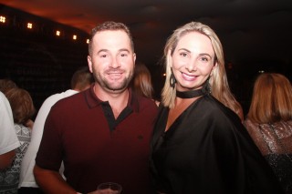 
<a style='margin-left: 5px;' class='btn btn-xs btn-social btn-facebook' href='https://www.facebook.com/sharer/sharer.php?u=https://www.galeramix.com.br/imagem/a55/800-800-90/conteudo/site_galerias/55/img8453.jpg' rel='popup' data-width='500' data-height='400'><i class='fa fa-facebook'></i>Compartilhar <span class='hidden-xs'>no Facebook</span>
</a> 
<a class='btn btn-default btn-xs' target='_blank' href='imagem/a55/800-800-90/conteudo/site_galerias/55/img8453.jpg'>
<span class='glyphicon glyphicon-cloud-download'></span> Salvar
</a>
